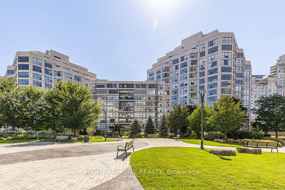 2267 Lake Shore Boulevard W 806, Toronto, ON M8V 3X2 – photo 2