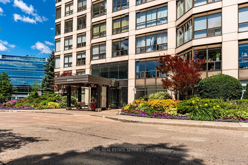2269 Lake Shore Boulevard W 511, Toronto, ON M8V 3X6 – main photo