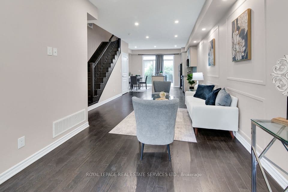 636 Evans Avenue 47, Toronto, ON M8W 0A8 – photo 3