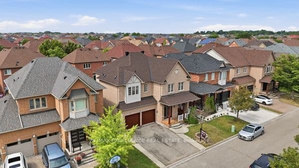 21 Castle Mountain Drive, Brampton, ON L6R 2W9 – photo 2