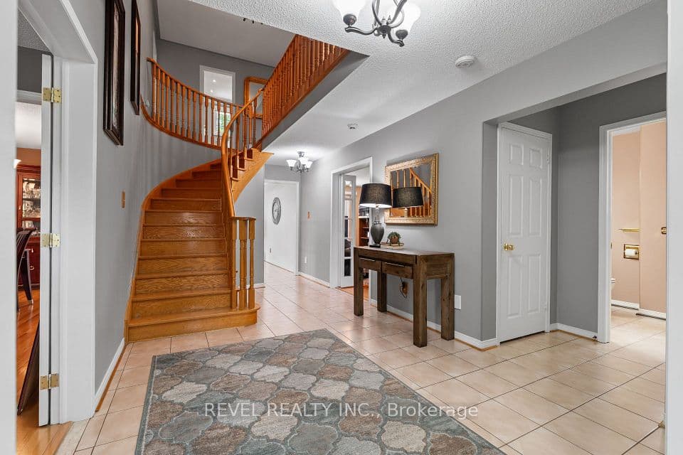 8 Cochrane Avenue, Brampton, ON L6Z 4J4 – photo 3