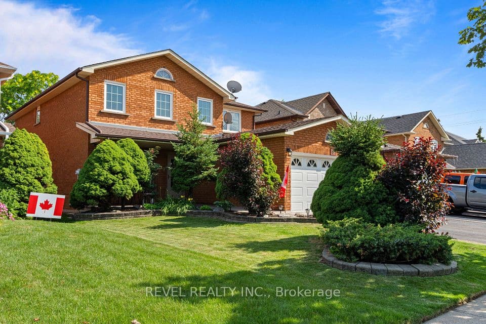8 Cochrane Avenue, Brampton, ON L6Z 4J4 – photo 2