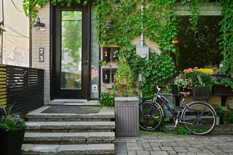 73 Elm Grove Avenue, Toronto, ON M6K 2J2 – main photo