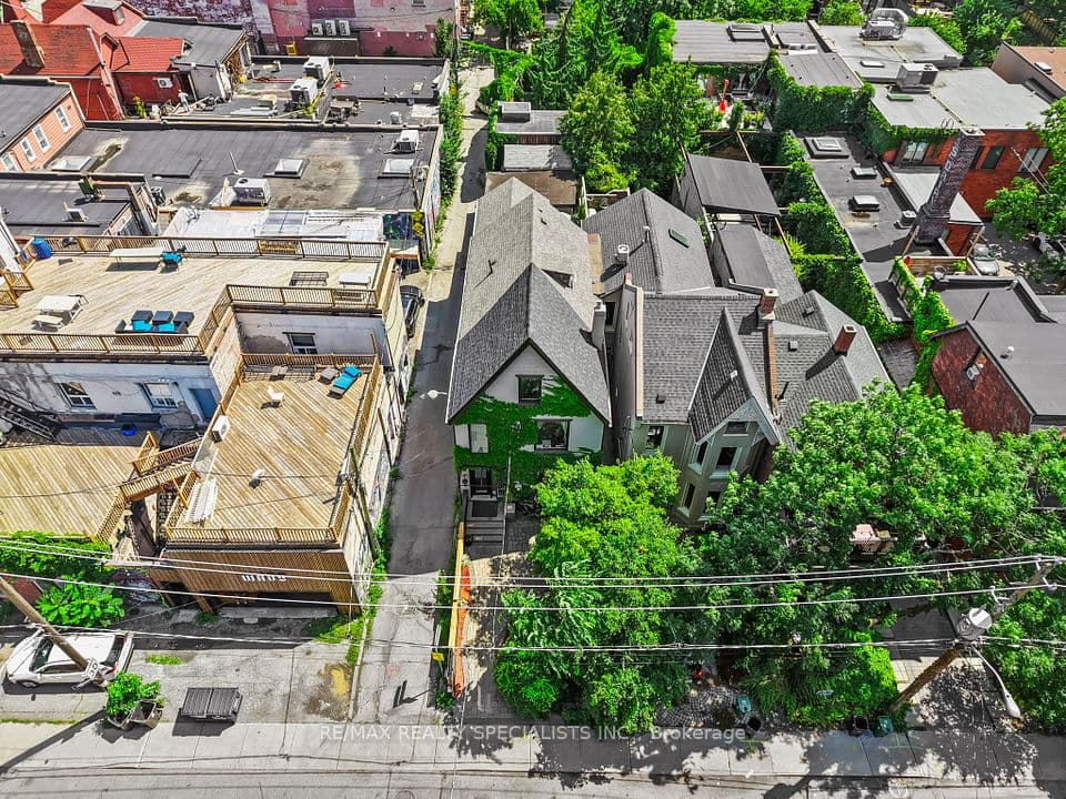 73 Elm Grove Avenue, Toronto, ON M6K 2J2 – photo 2