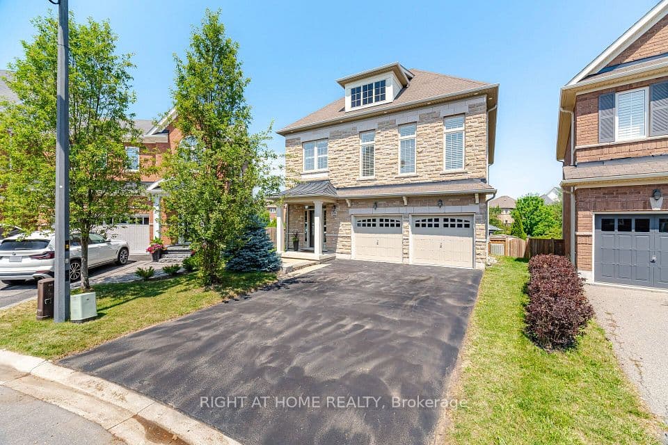 420 Nairn Circle, Milton, ON L9T 8A6 – main photo