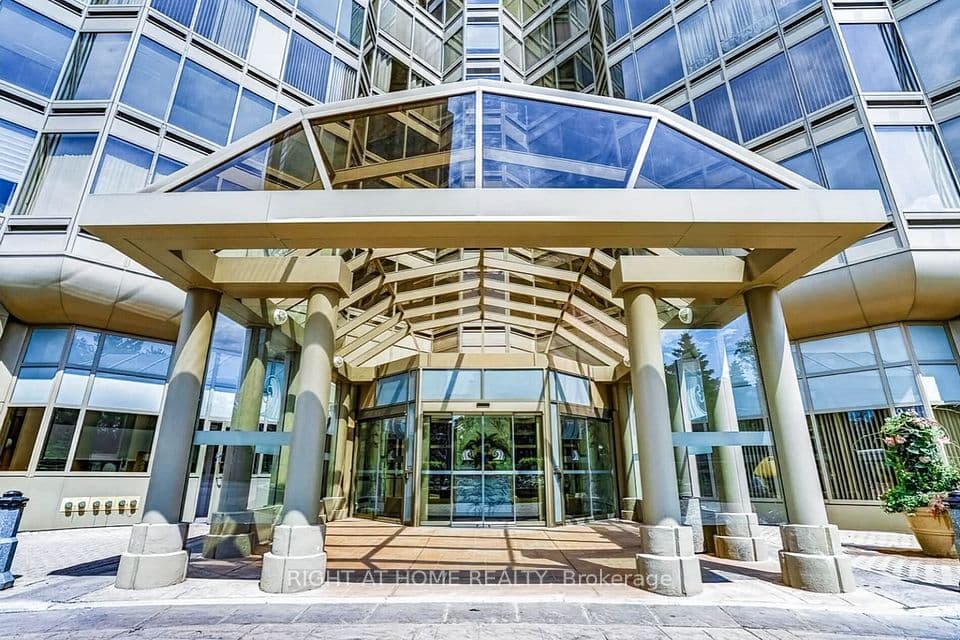 1 Palace Pier Court 607, Toronto, ON M8V 3W9 – photo 3