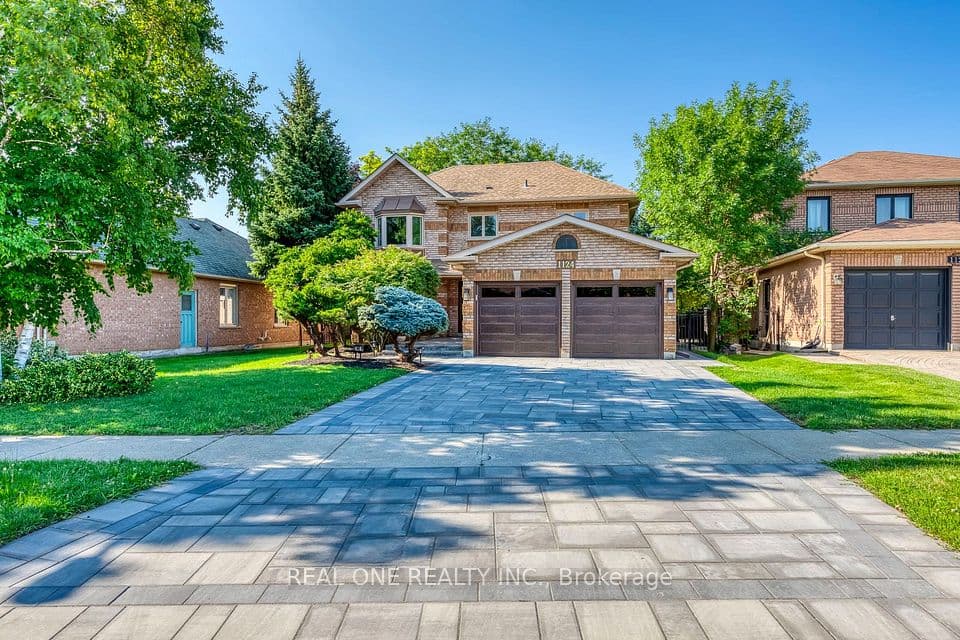 1124 Thoresby Drive, Oakville, ON L6J 7M6 – photo 2