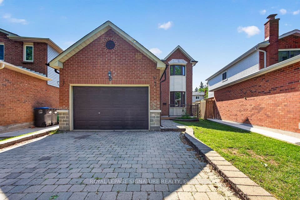 37 Oleander Crescent, Brampton, ON L6Z 2C1 – photo 2