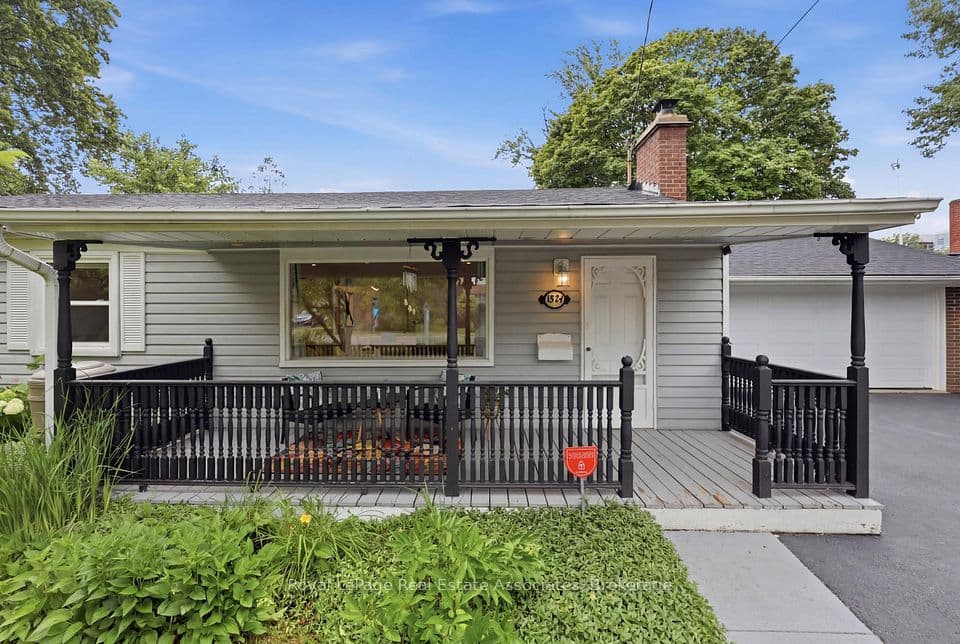 1924 Balsam Avenue, Mississauga, ON L5J 1L2 – main photo