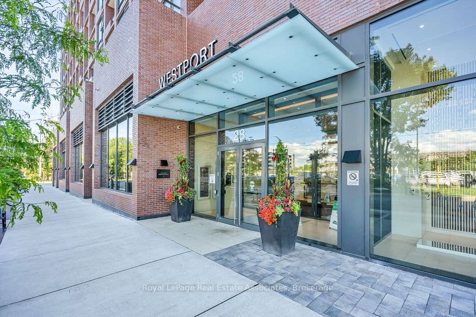 28 Ann Street 414, Mississauga, ON L5G 0E1 – photo 2