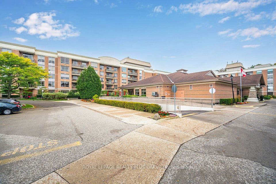 100 Burloak Drive 1406, Burlington, ON L7L 6P6 – photo 2