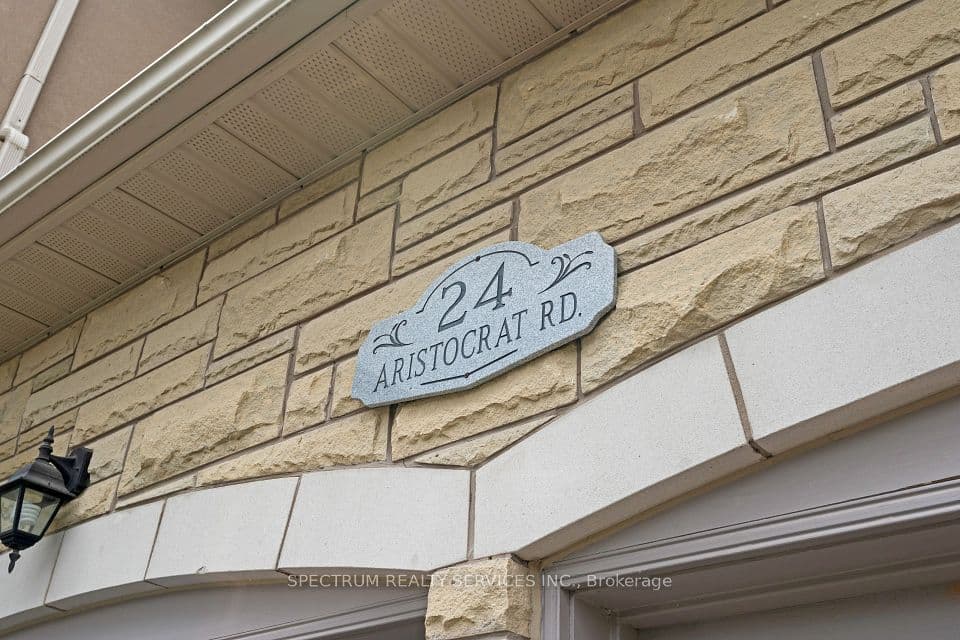24 Aristocrat Road, Brampton, ON L6P 1X7 – photo 2
