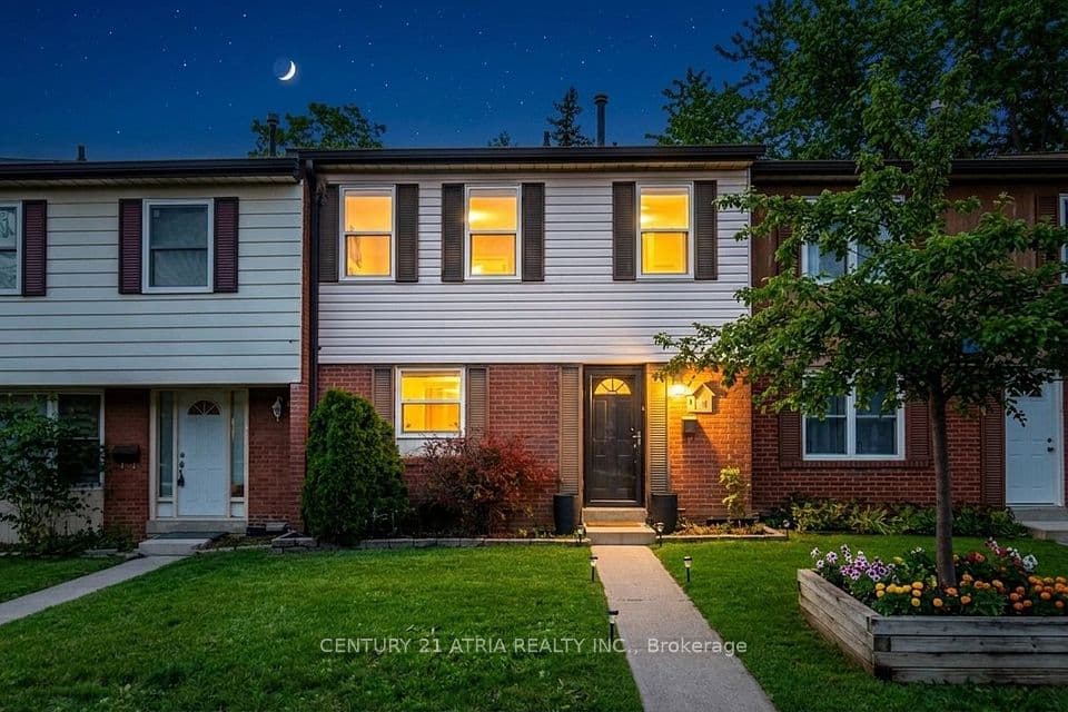 2825 Gananoque Drive 41, Mississauga, ON L5N 1V6 – photo 2
