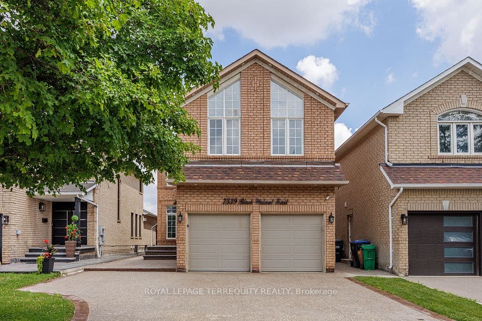 7339 Black Walnut Trail, Mississauga, ON L5N 7M3 – main photo