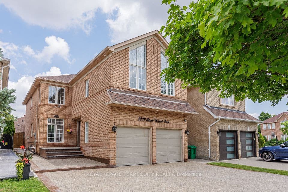 7339 Black Walnut Trail, Mississauga, ON L5N 7M3 – photo 2