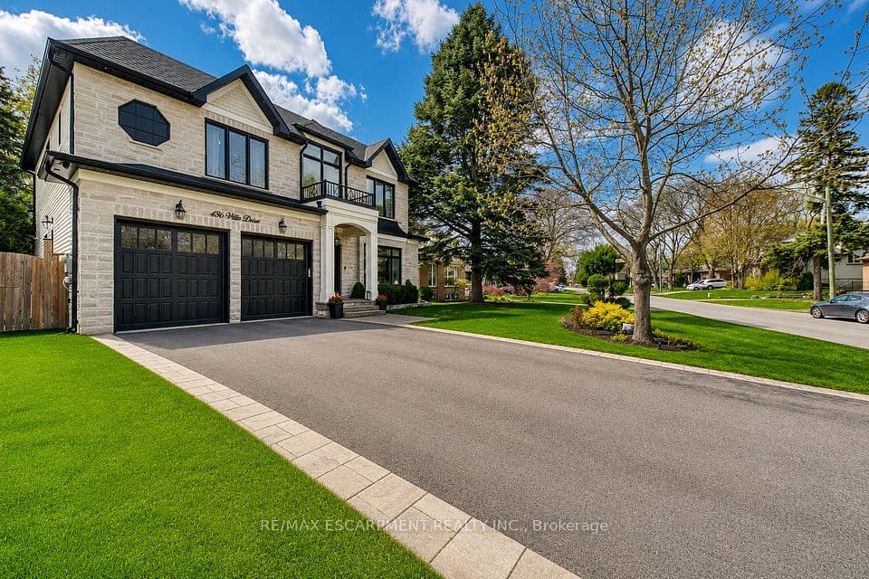 436 WILLIS Drive, Oakville, ON L6L 4V5 – photo 2
