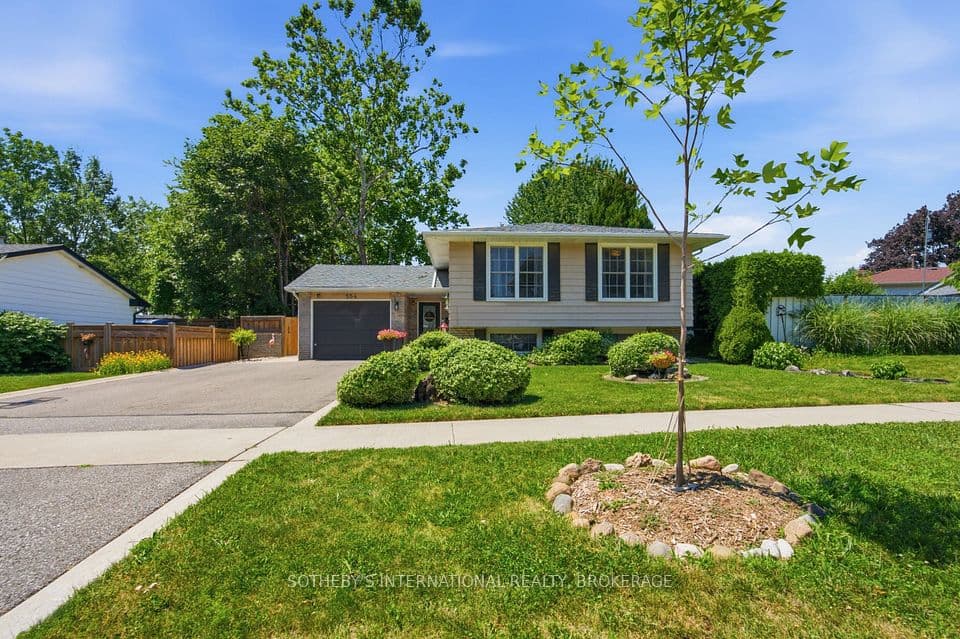 554 Chamberlain Road, Burlington, ON L7L 2V4 – photo 2