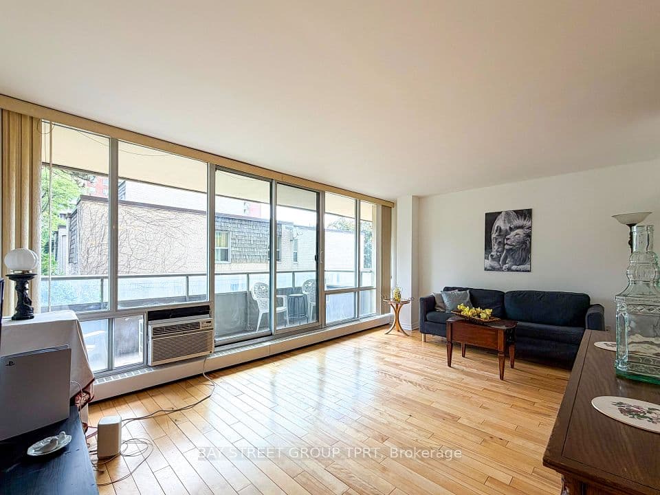 9 Four Winds Drive 208, Toronto, ON M3J 2S8 – photo 3
