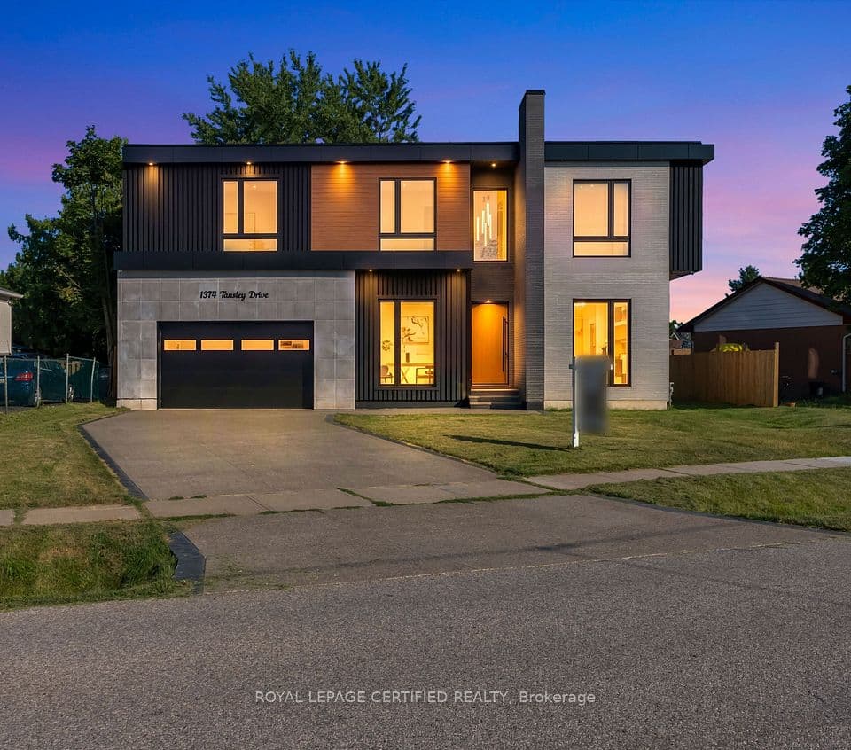 1374 Tansley Drive, Oakville, ON L6L 2N4 – main photo
