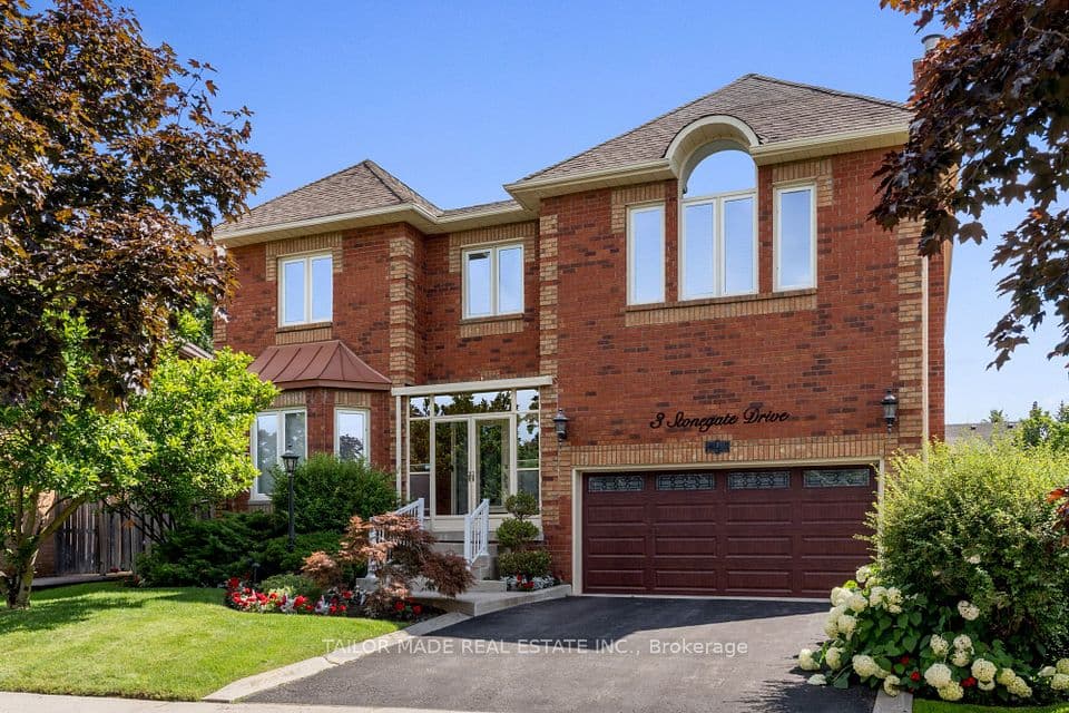 3 Stonegate Drive, Brampton, ON L6Z 3L7 – main photo