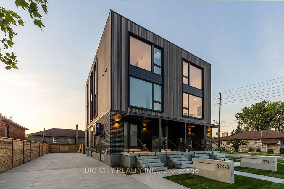276 Lanor Avenue 3, Toronto, ON M8W 2P9 – photo 3