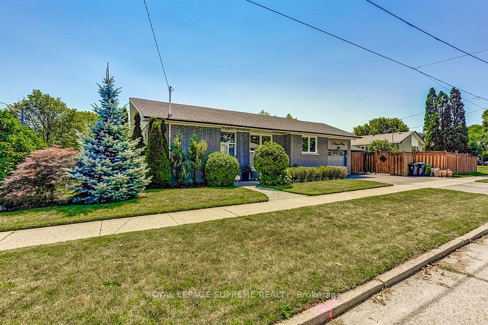5 Fletcher Place, Toronto, ON M9R 1K7 – photo 2