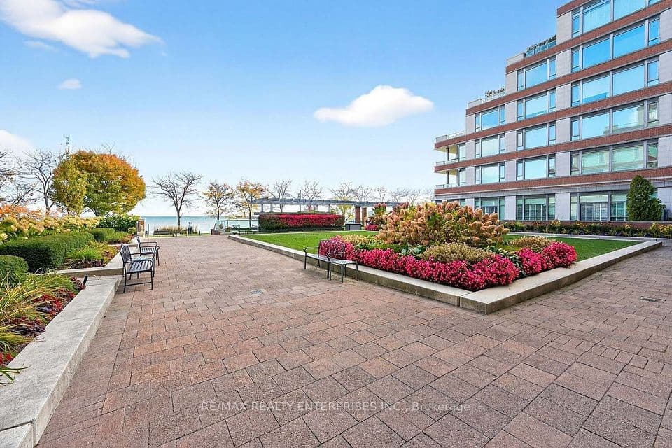 65 Port Street E 503, Mississauga, ON L5G 4V3 – main photo