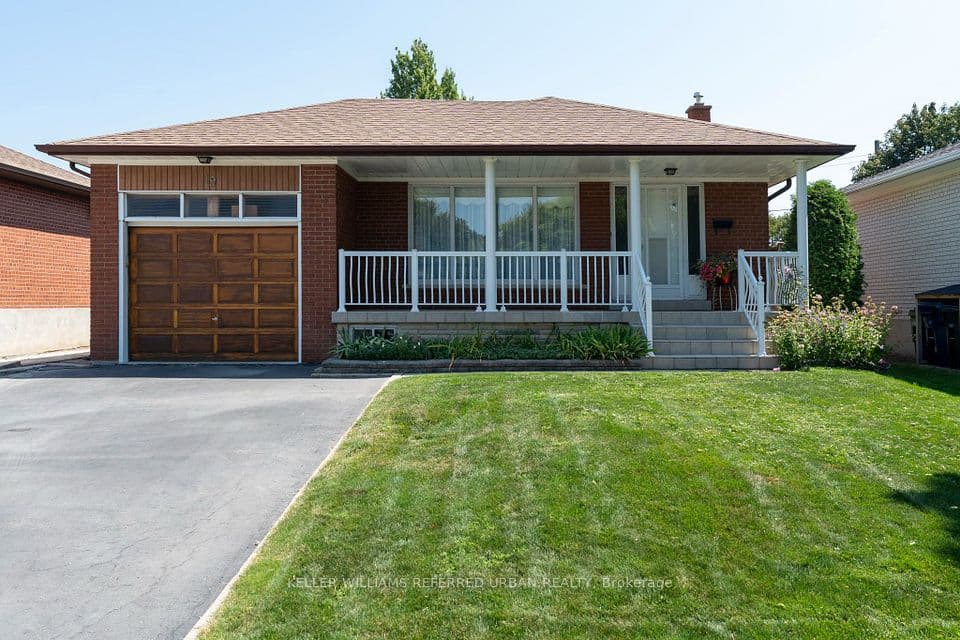 19 Groverdale Road, Toronto, ON M9C 3M7 – main photo