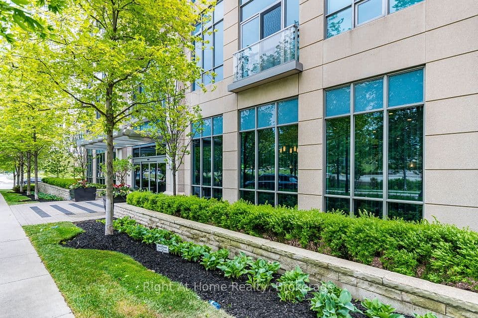 15 Viking Lane 1303, Toronto, ON M9B 0A4 – photo 2