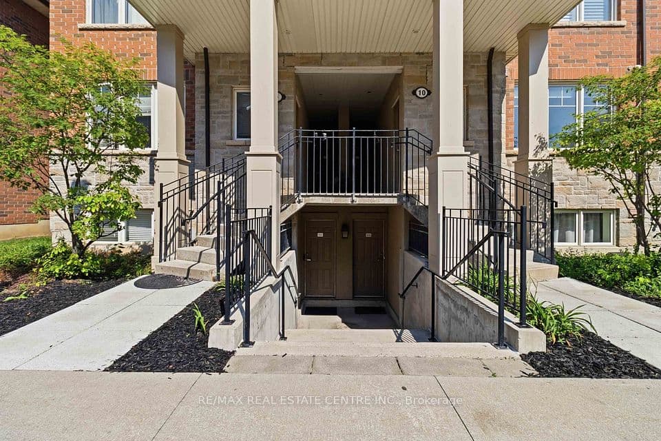 2420 Baronwood Drive 9-01, Oakville, ON L6M 0X6 – photo 2