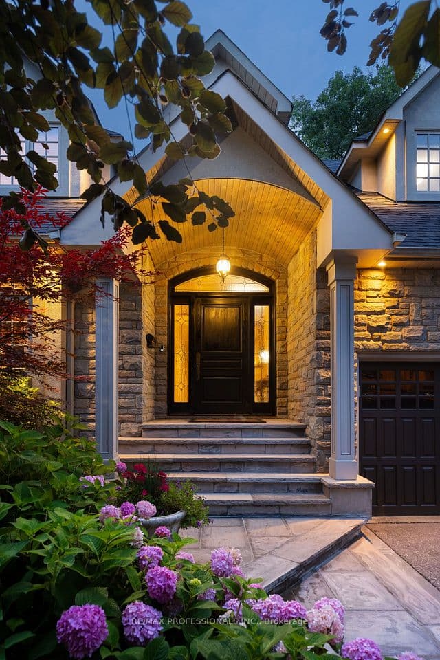 83 Wimbleton Road, Toronto, ON M9A 3S4 – photo 3