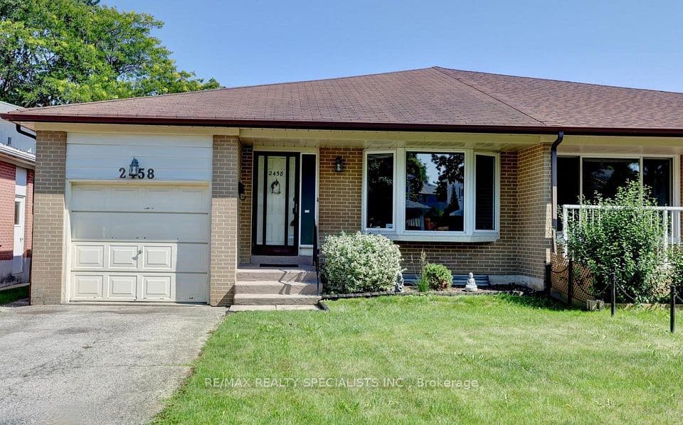 2458 Barcella Crescent, Mississauga, ON L5K 1E2 – main photo