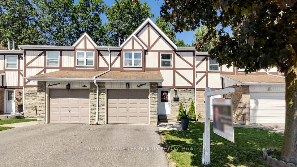 18 Morley Crescent 18, Brampton, ON L6S 3K8 – main photo