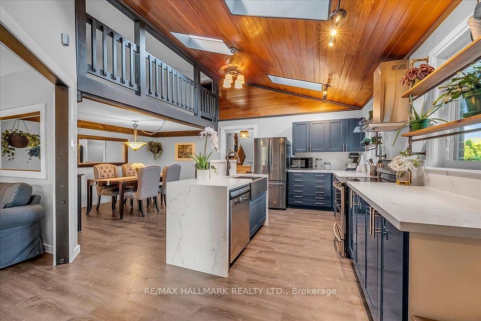 1286 Napier Crescent, Oakville, ON L6H 2A4 – main photo
