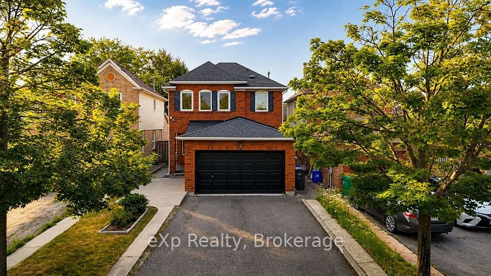 39 Matterdale Avenue, Brampton, ON L6Y 4J6 – main photo