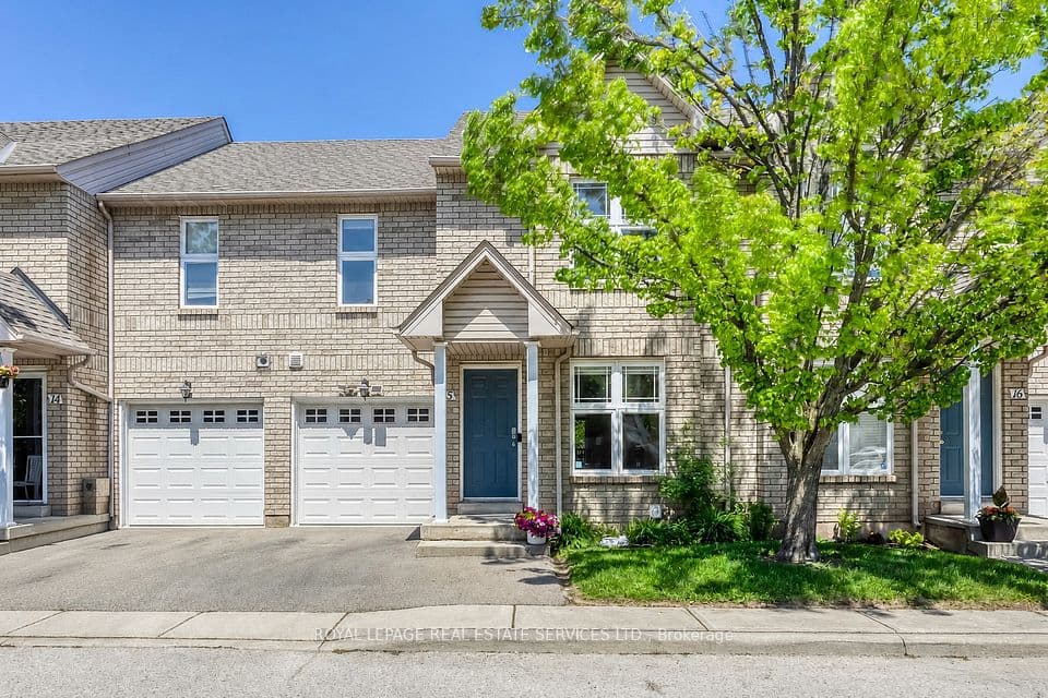 2189 Postmaster Drive 15, Oakville, ON L6M 4E5 – main photo