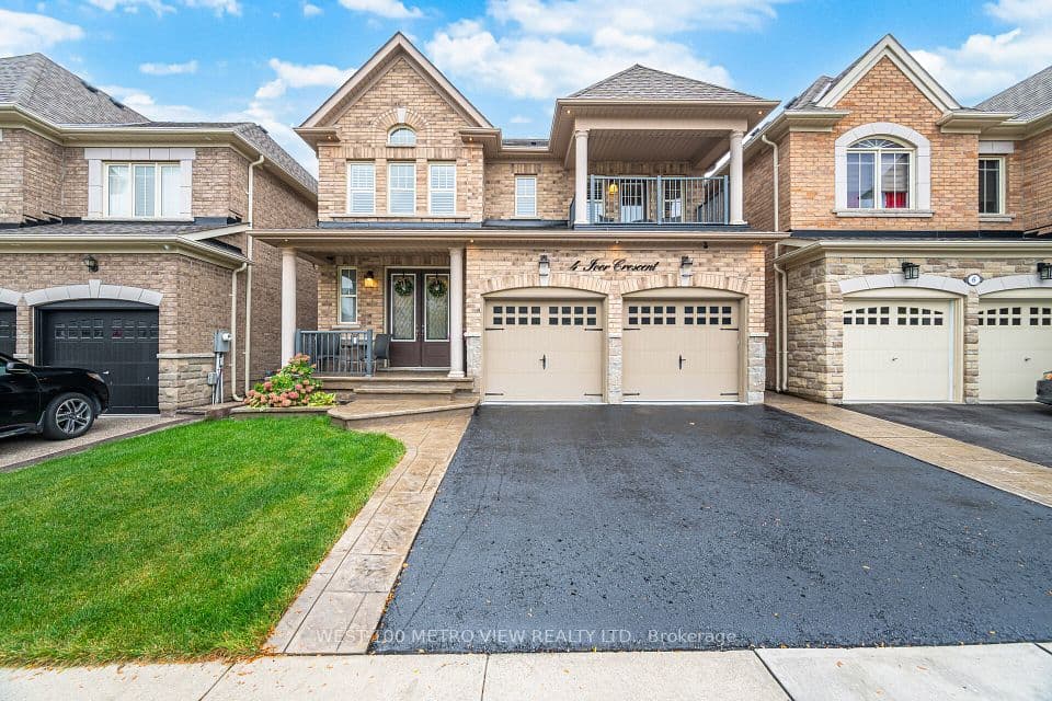 4 Ivor Crescent, Brampton, ON L7A 4L5 – main photo
