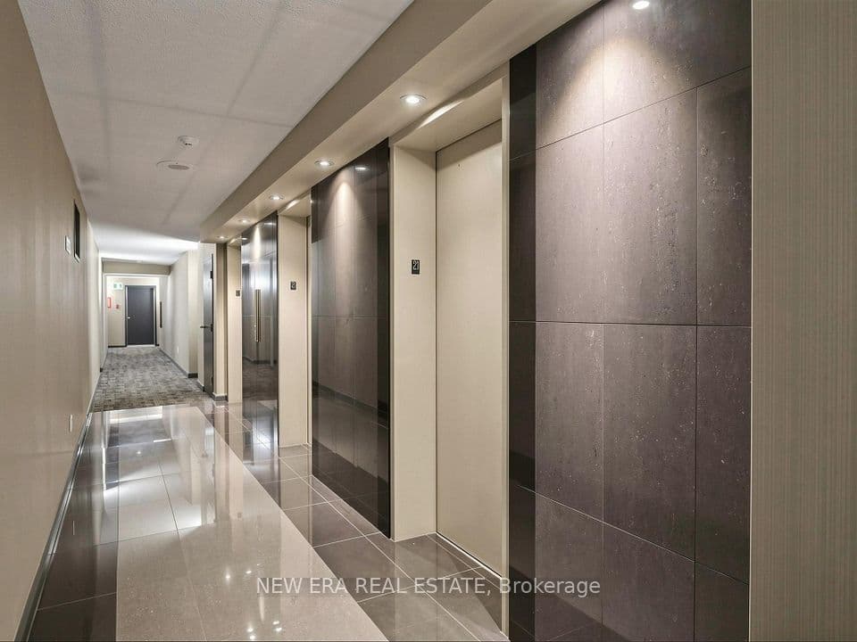 8 Lisa Street 2108, Brampton, ON L6T 4S6 – photo 3