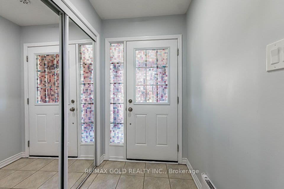 98 Bannister Crescent, Brampton, ON L7A 4H4 – photo 3