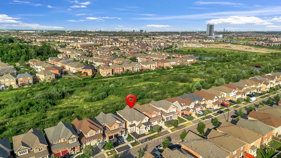 60 Tysonville Circle, Brampton, ON L7A 0B5 – main photo