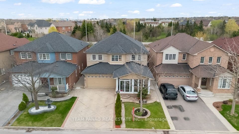10 Hollowgrove Boulevard, Brampton, ON L6P 1B2 – main photo