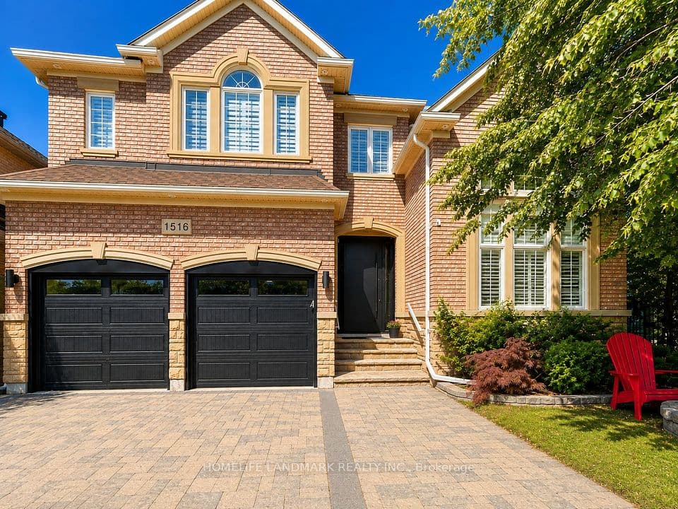 1516 Pinery Crescent, Oakville, ON L6H 7J9 – main photo