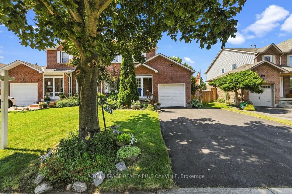 2238 MacLennan Drive, Oakville, ON L6H 5K2 – main photo