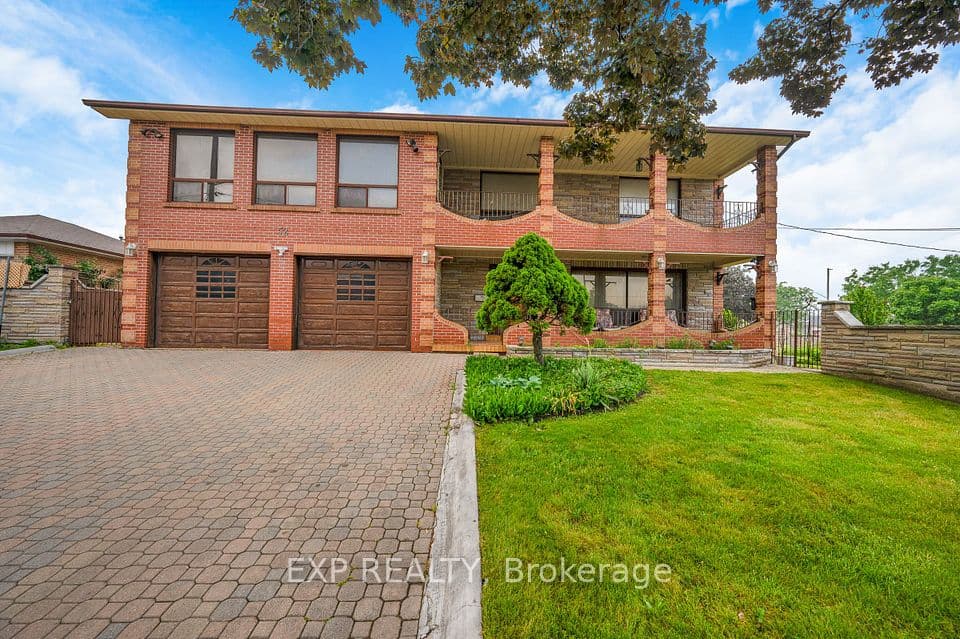 52 Storer Drive, Toronto, ON M9M 1X5 – main photo