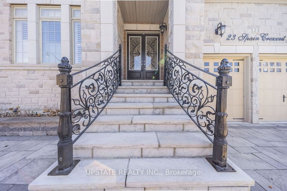 23 Spain Crescent, Brampton, ON L6P 4G8 – photo 3