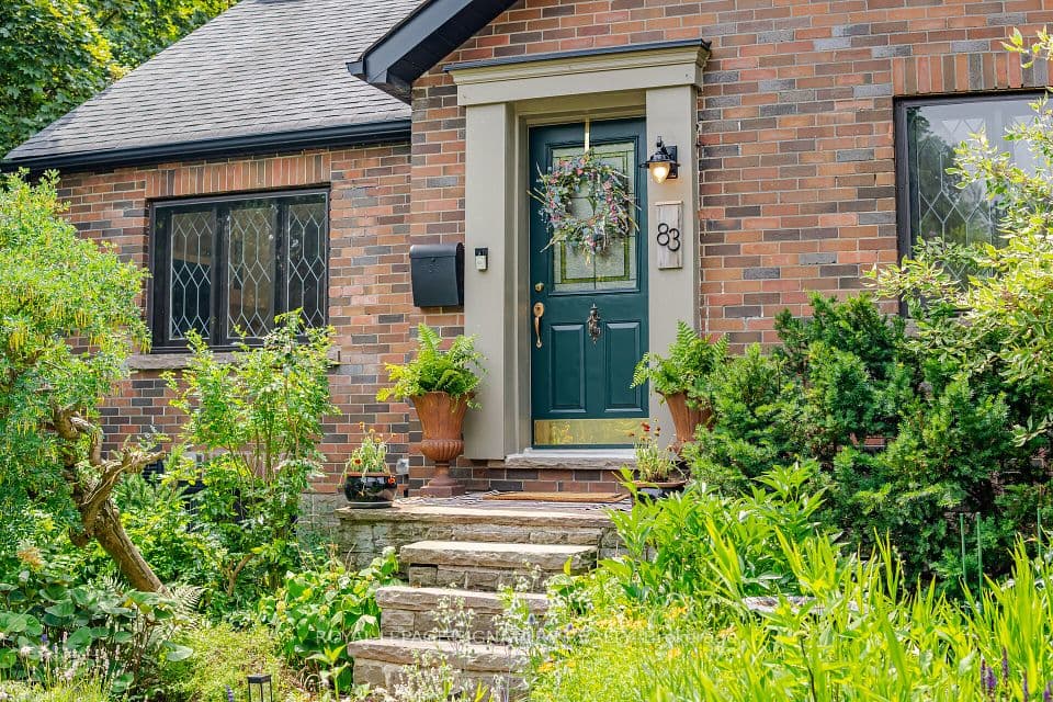 83 Mill Street S, Brampton, ON L6Y 1S9 – main photo