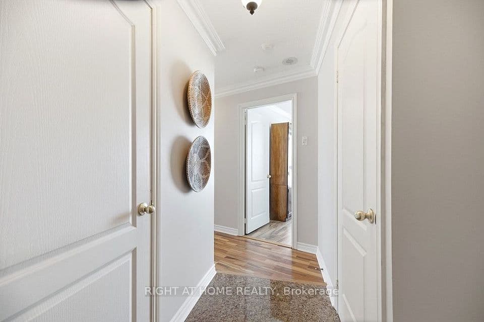 2111 Lake Shore Boulevard W 508, Toronto, ON M8V 4B2 – photo 3