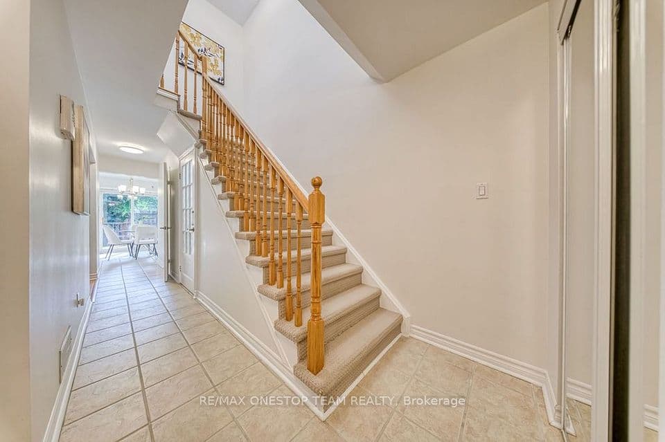 1376 Hazel Mccleary Drive, Oakville, ON L6J 7B1 – photo 3