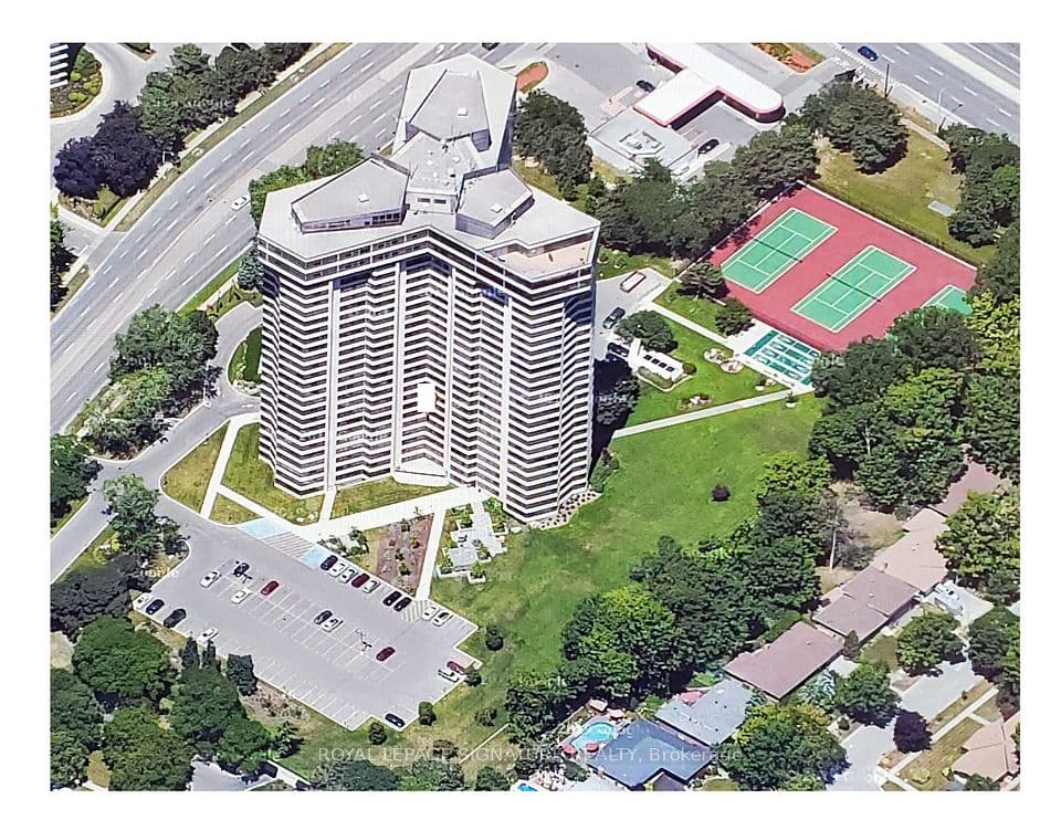 1300 Bloor Street 306, Mississauga, ON L4Y 3Z2 – main photo