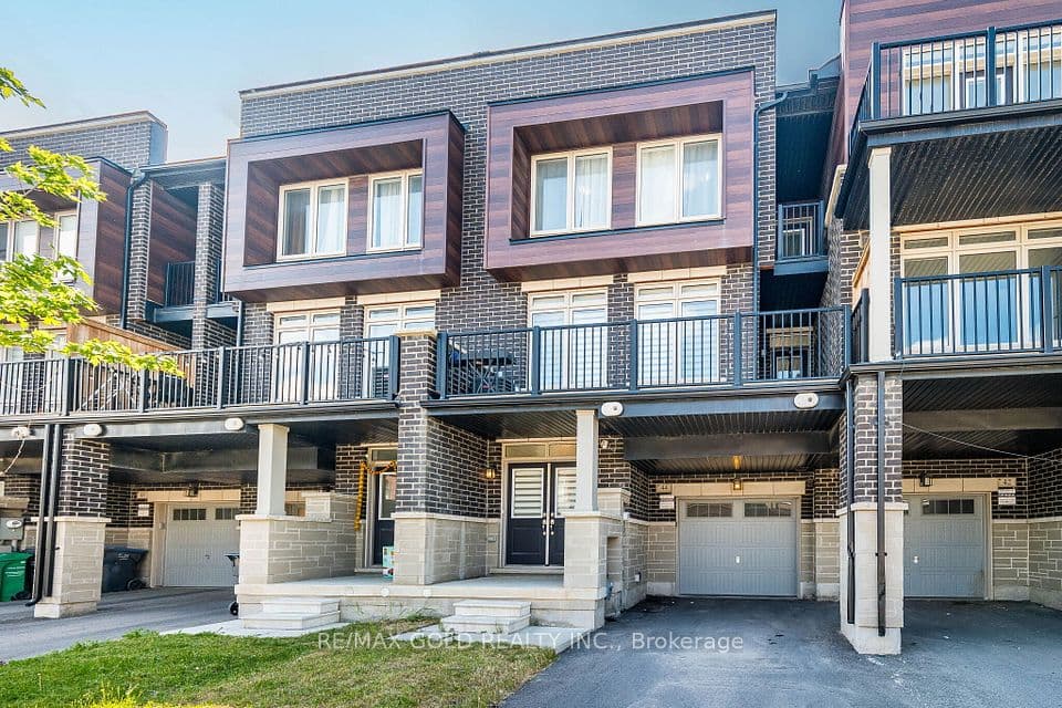 44 Donald Ficht Crescent, Brampton, ON L7A 5H6 – main photo